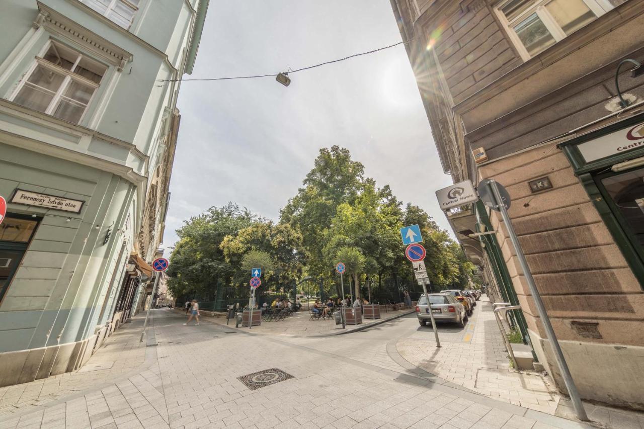 Astoria Balcony Apartment ブダペスト エクステリア 写真